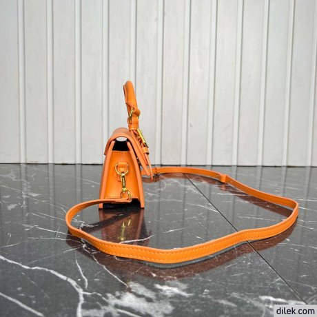 Jacquemus The Long Chiquito