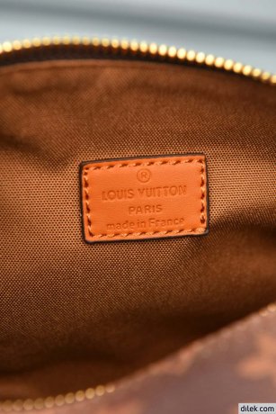 Louis Vuitton Keepal Bandouliere 25