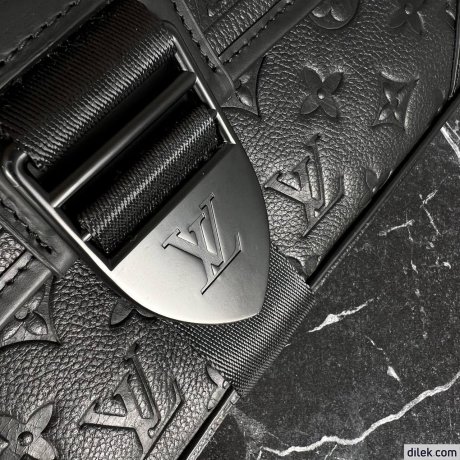 Louis Vuitton Archy Messenger MM