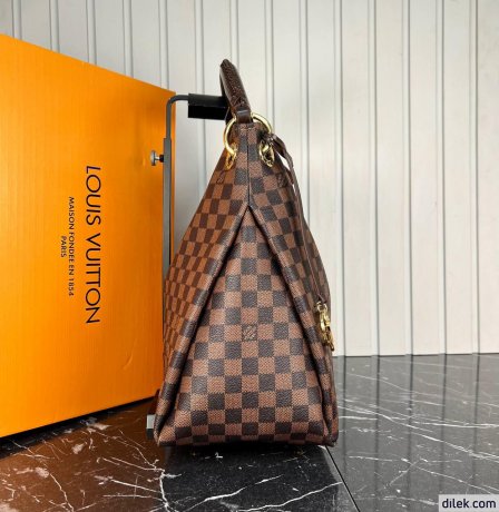Louis Vuitton Artsy MM Monogram