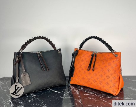 Louis Vuitton Beaubourg Hobo MM