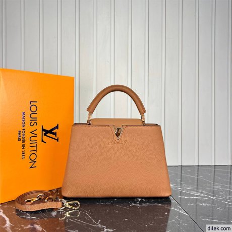 Louis Vuitton Capucines BB