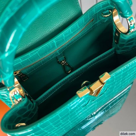 Louis Vuitton Capucines BB