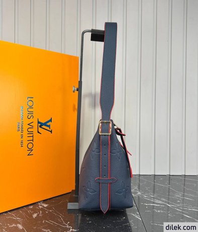 Louis Vuitton CarryAll PM