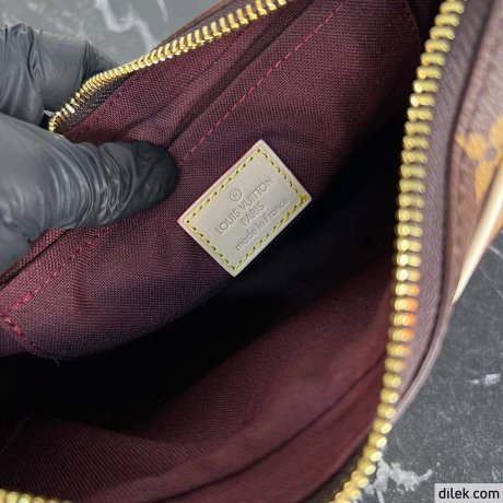 Louis Vuitton Croissant MM