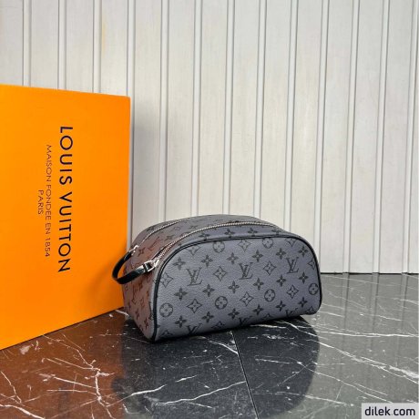 Louis Vuitton Dopp Kit Monogram