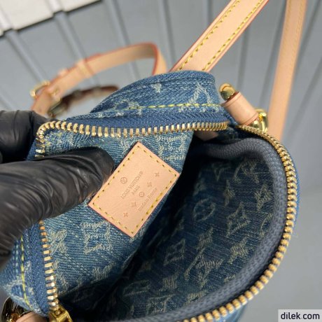 Louis Vuitton Fairfax Pochette