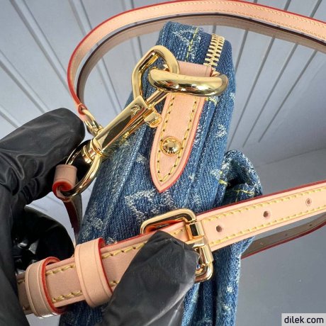 Louis Vuitton Fairfax Pochette