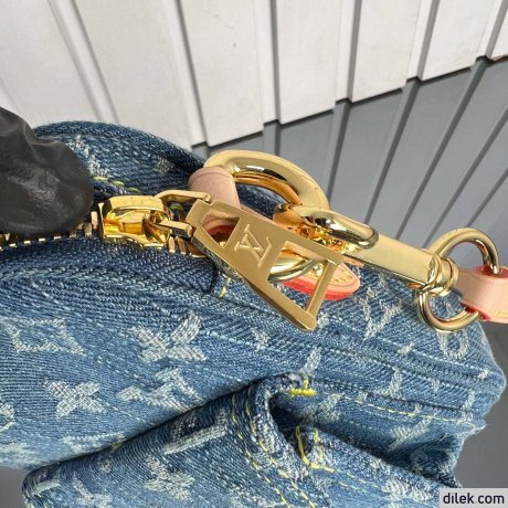 Louis Vuitton Fairfax Pochette