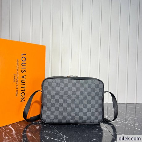 Louis Vuitton Outdoor Messenger