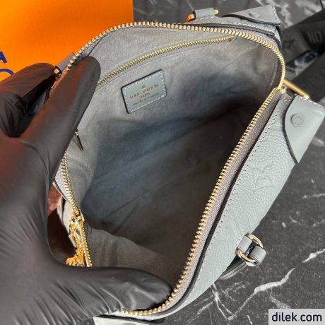 Louis Vuitton Petite Malle Souple