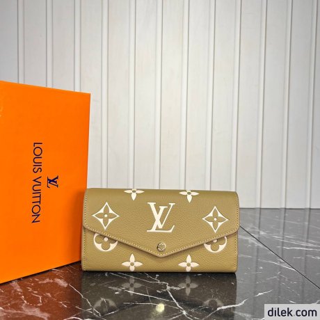 Louis Vuitton Sarah Wallet