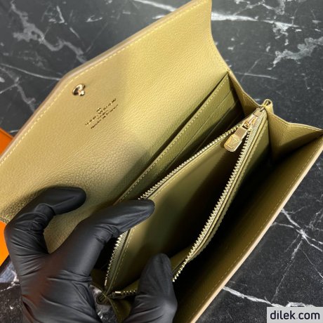 Louis Vuitton Sarah Wallet