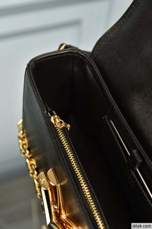 Louis Vuitton Twist West