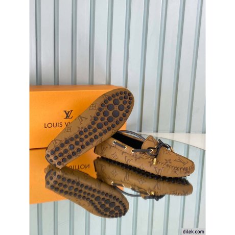 Louis Vuitton Women Moccasin
