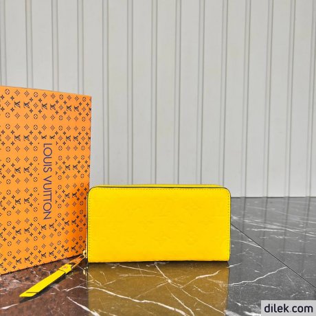 Louis Vuitton Zippy Wallet