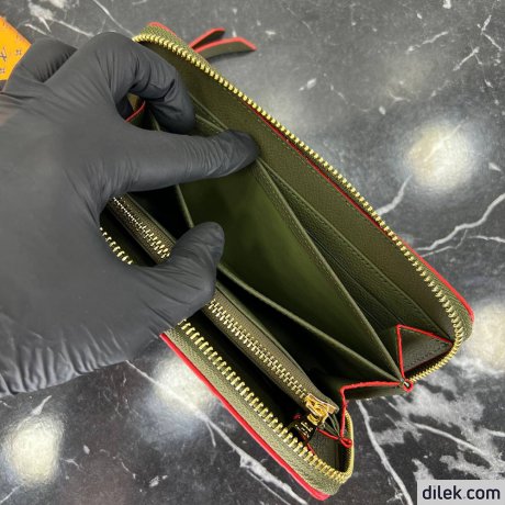 Louis Vuitton Zippy Wallet