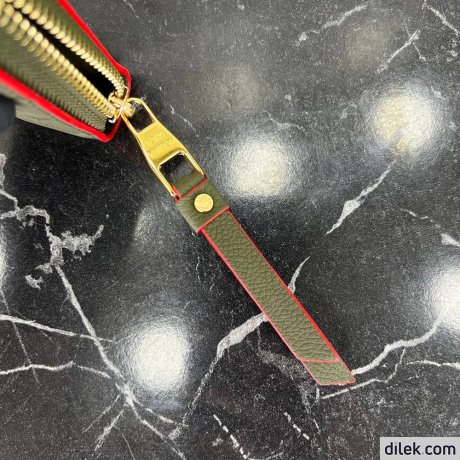 Louis Vuitton Zippy Wallet