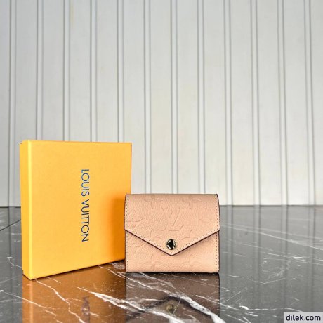 Louis Vuitton Zoe Wallet