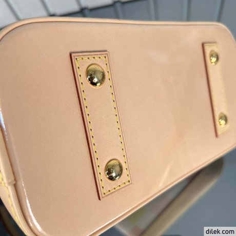 Louis Vuitton Alma BB Damier Canvas