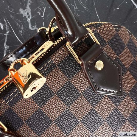 Louis Vuitton Alma BB