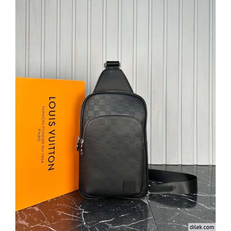 Louis Vuitton Avenue Slingbag NM