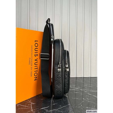 Louis Vuitton Avenue Slingbag NM