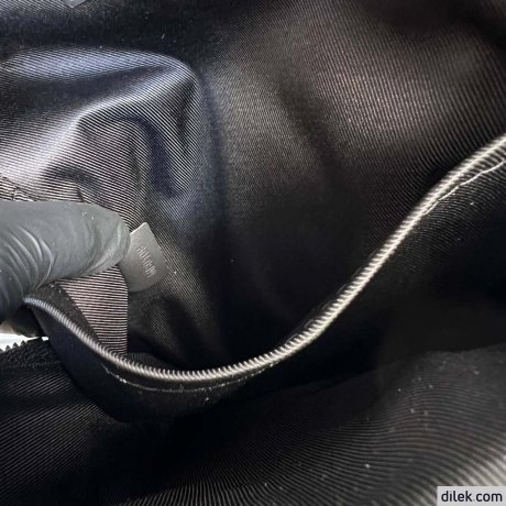 Louis Vuitton Avenue Slingbag PM