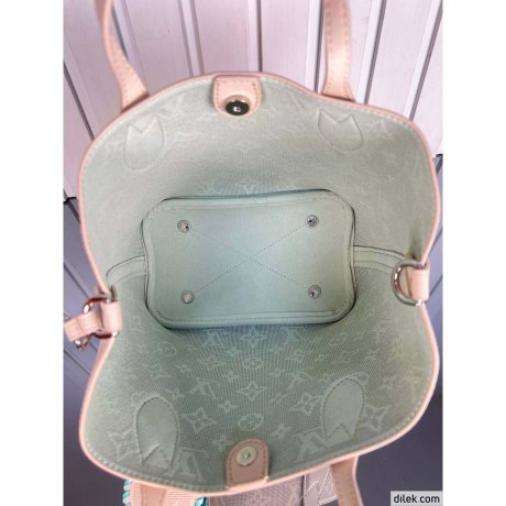 Louis Vuitton Blossom PM