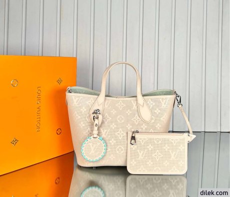 Louis Vuitton Blossom PM