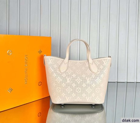 Louis Vuitton Blossom PM