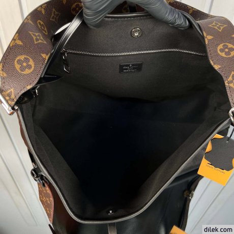Louis Vuitton CarryAll MM