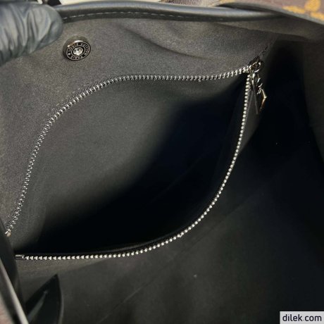 Louis Vuitton CarryAll MM