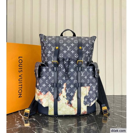 Louis Vuitton Christopher MM