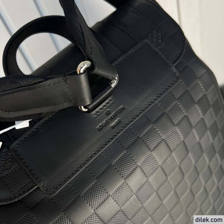 Louis Vuitton Christopher MM Monogram