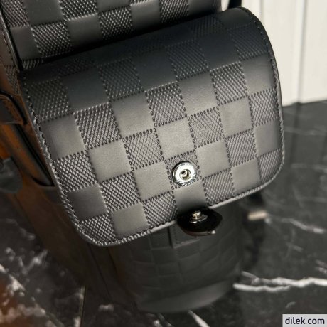 Louis Vuitton Christopher MM Monogram