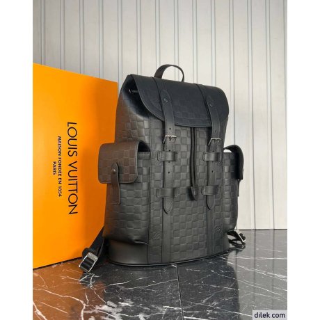 Louis Vuitton Christopher MM Monogram