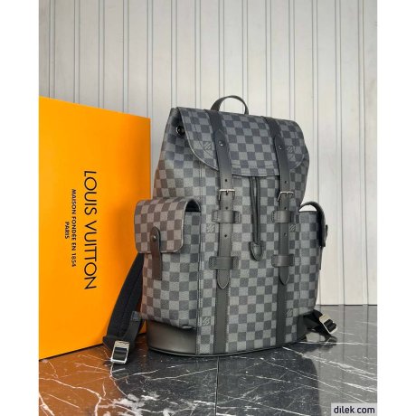 Louis Vuitton Christopher MM Monogram Eclipse