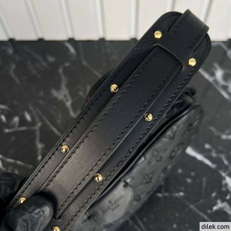 Louis Vuitton Croissant MM
