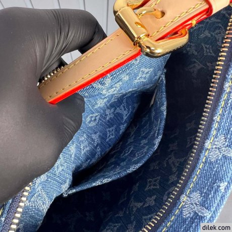 Louis Vuitton Croissant PM