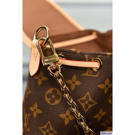 Louis Vuitton Excursion PM