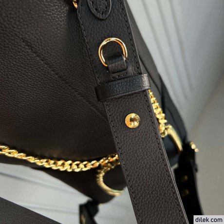 Louis Vuitton Lock and Walk