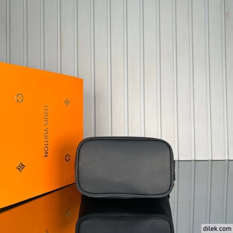 Louis Vuitton Lock and Walk