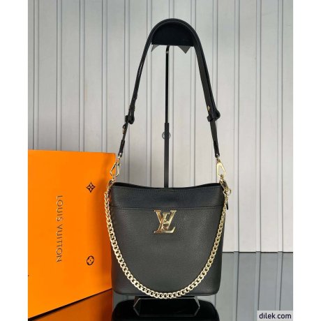 Louis Vuitton Lock and Walk