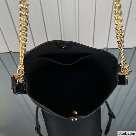 Louis Vuitton Lock and Walk