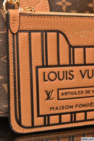 Louis Vuitton Neverfull Bandouliere Inside Out BB