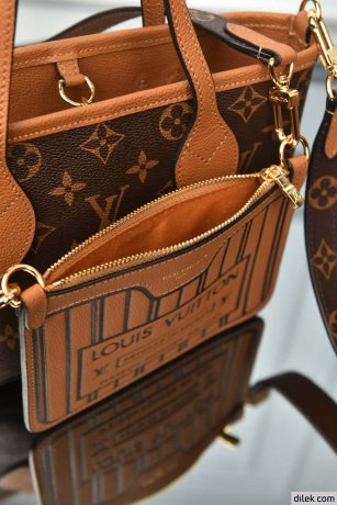 Louis Vuitton Neverfull Bandouliere Inside Out BB