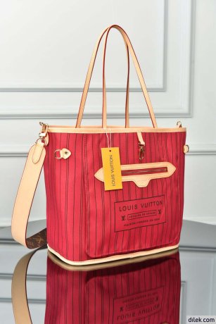 Louis Vuitton Neverfull Bandoulière Inside Out MM