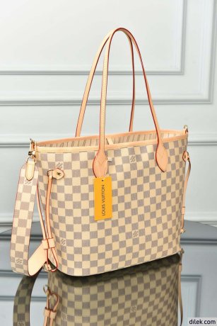 Louis Vuitton Neverfull Bandoulière Inside Out MM