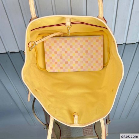 Louis Vuitton Neverfull MM Damier Canvas